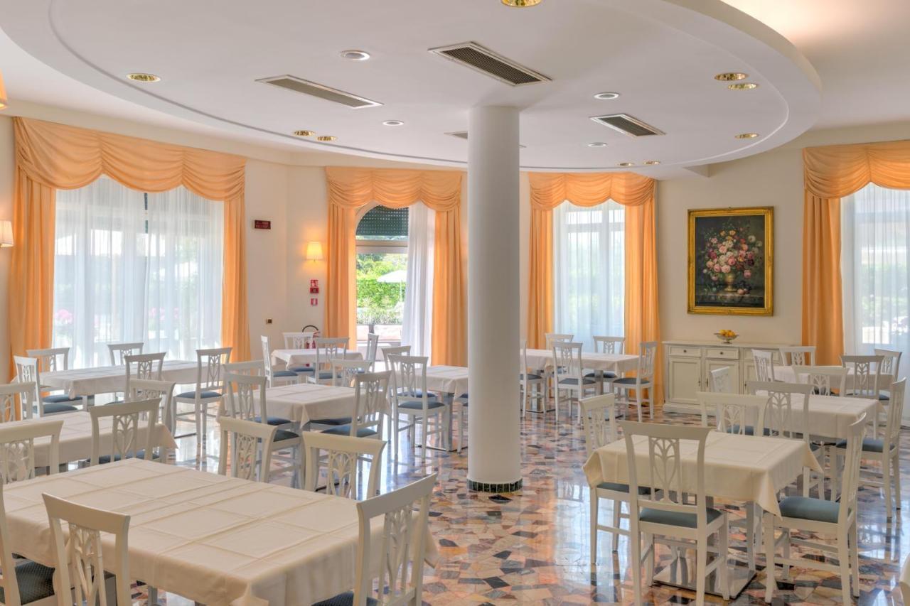 Hotel Galeazzi Гардоне-Рив'єра Екстер'єр фото
