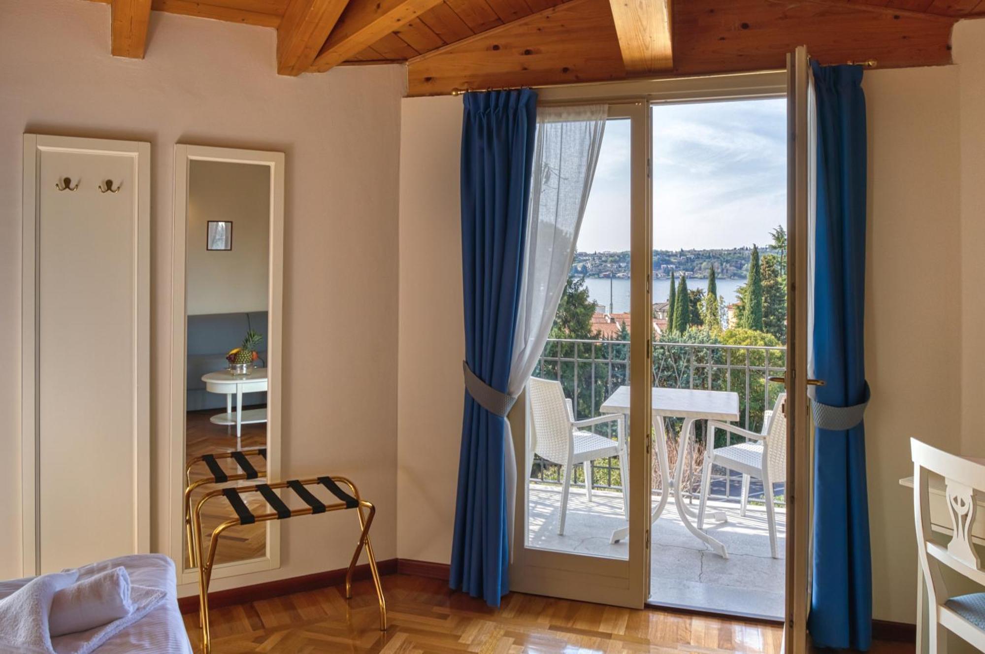 Hotel Galeazzi Гардоне-Рив'єра Екстер'єр фото